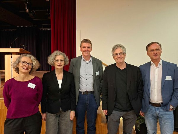 Das Organisationsteam sowie der Gastgeber der Tagung (v.l.n.r.: Prof. Dr. Stefanie Duttweiler, Prof. Dr. Walburga Hoff, Prof. Dr. Axel Bohmeyer, Prof. Dr. Matthias Nauerth, Dr. Andreas Theurich)