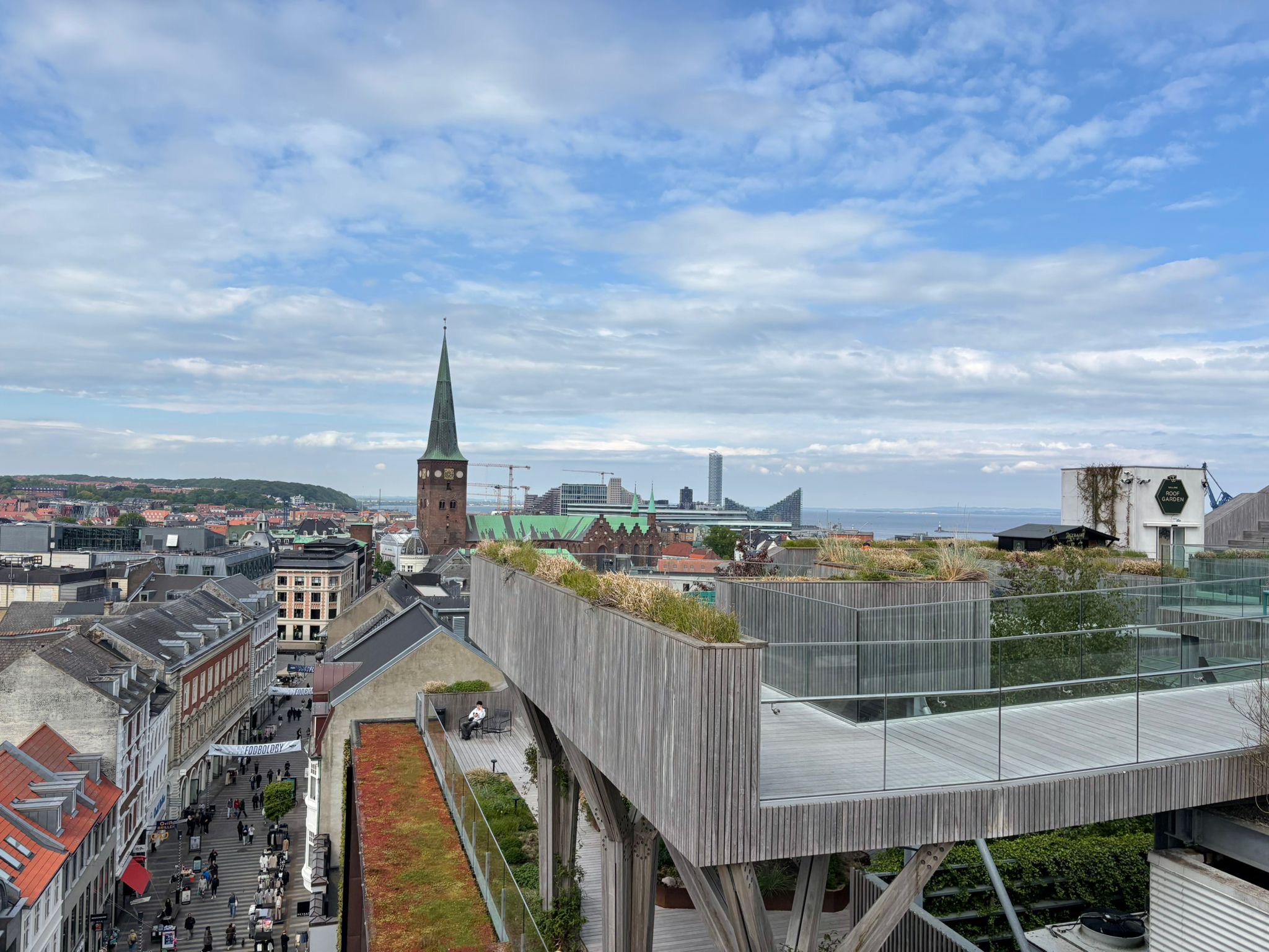 Weitsicht über Aarhus beim Besuch von Studierenden der Evangelischen Hochschule für Soziale Arbeit & Diakonie.